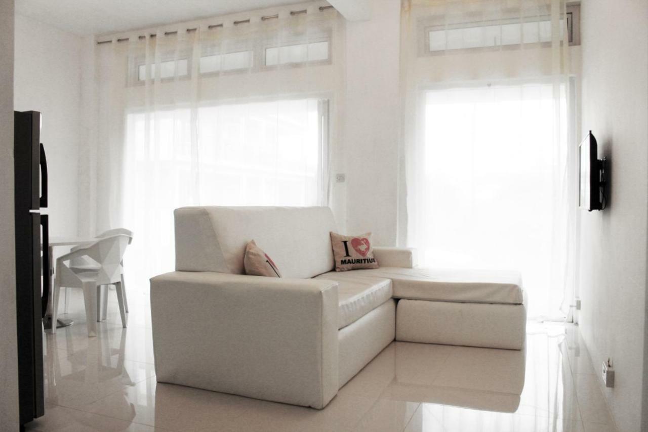 Villa Emita Trou Aux Biches Beach Appartement エクステリア 写真